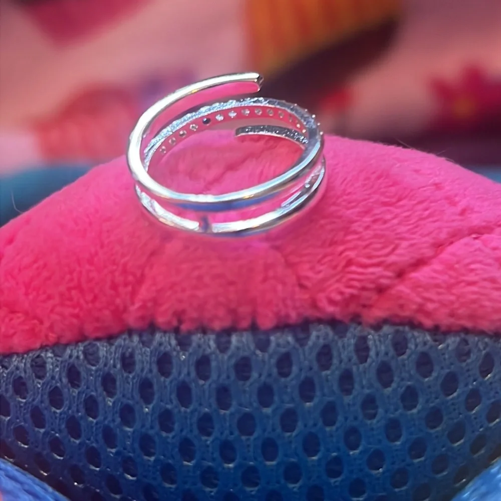 Macys ring - Picture 5 of 7